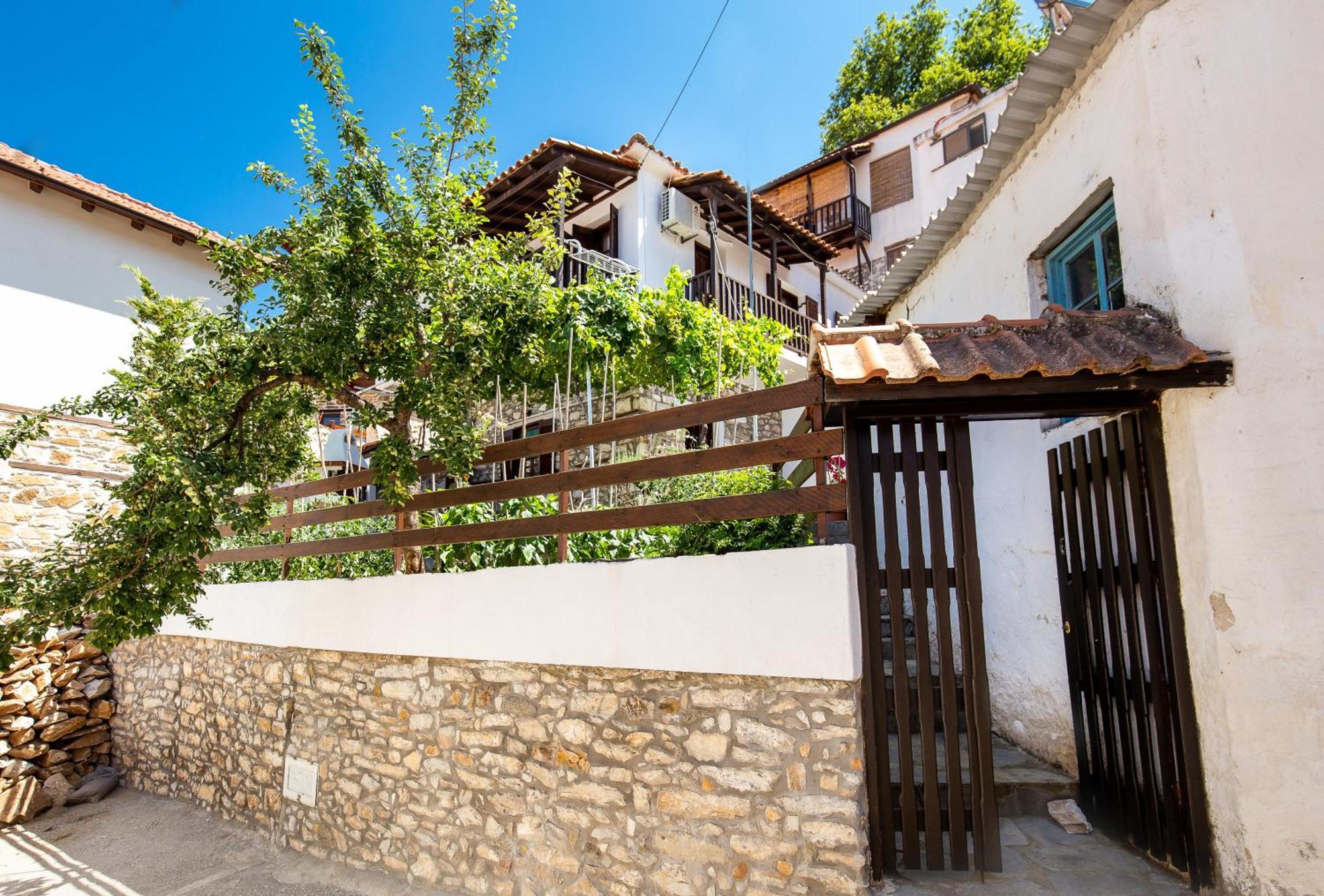 Cozy Traditional House In Thassos, Kallirachi Kallirákhi Екстериор снимка